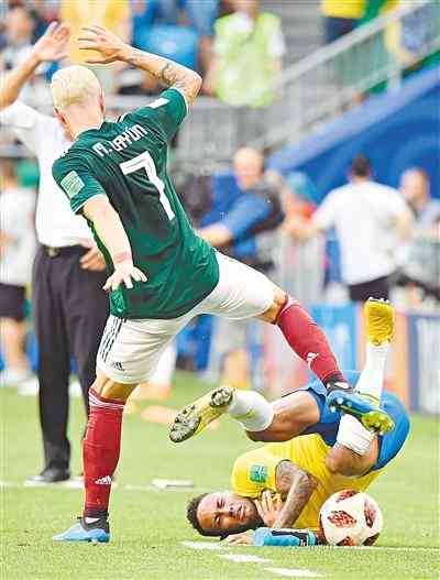 内马尔假摔的梗,内马尔假摔事件