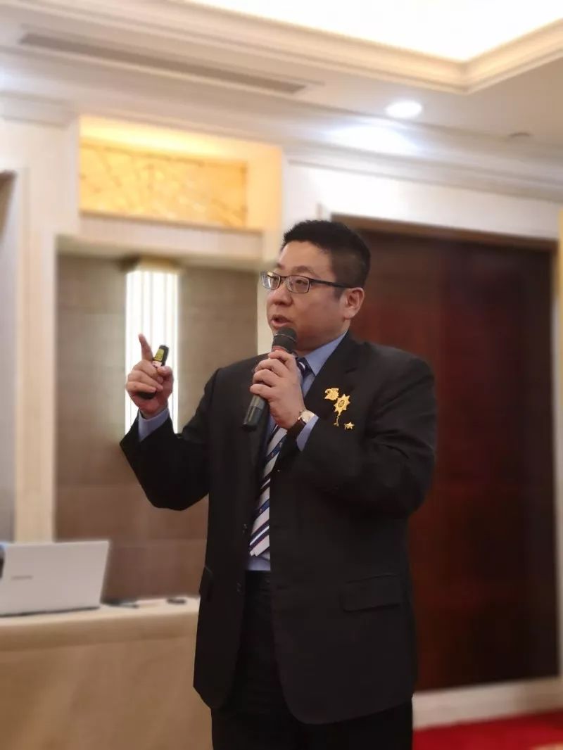 这套品牌装备，送给“素颜朴实”的你