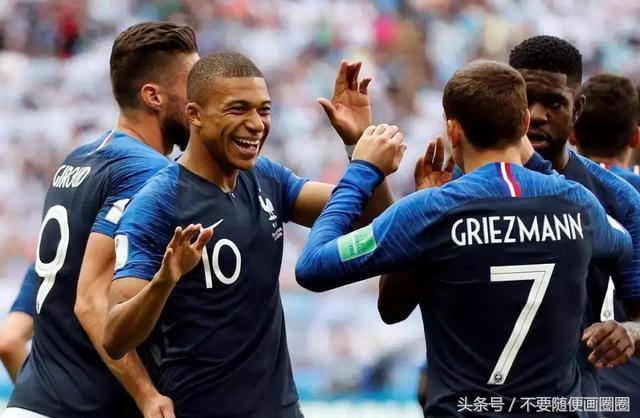 姆巴佩tfboys对比,19岁姆巴佩和tfboys对比