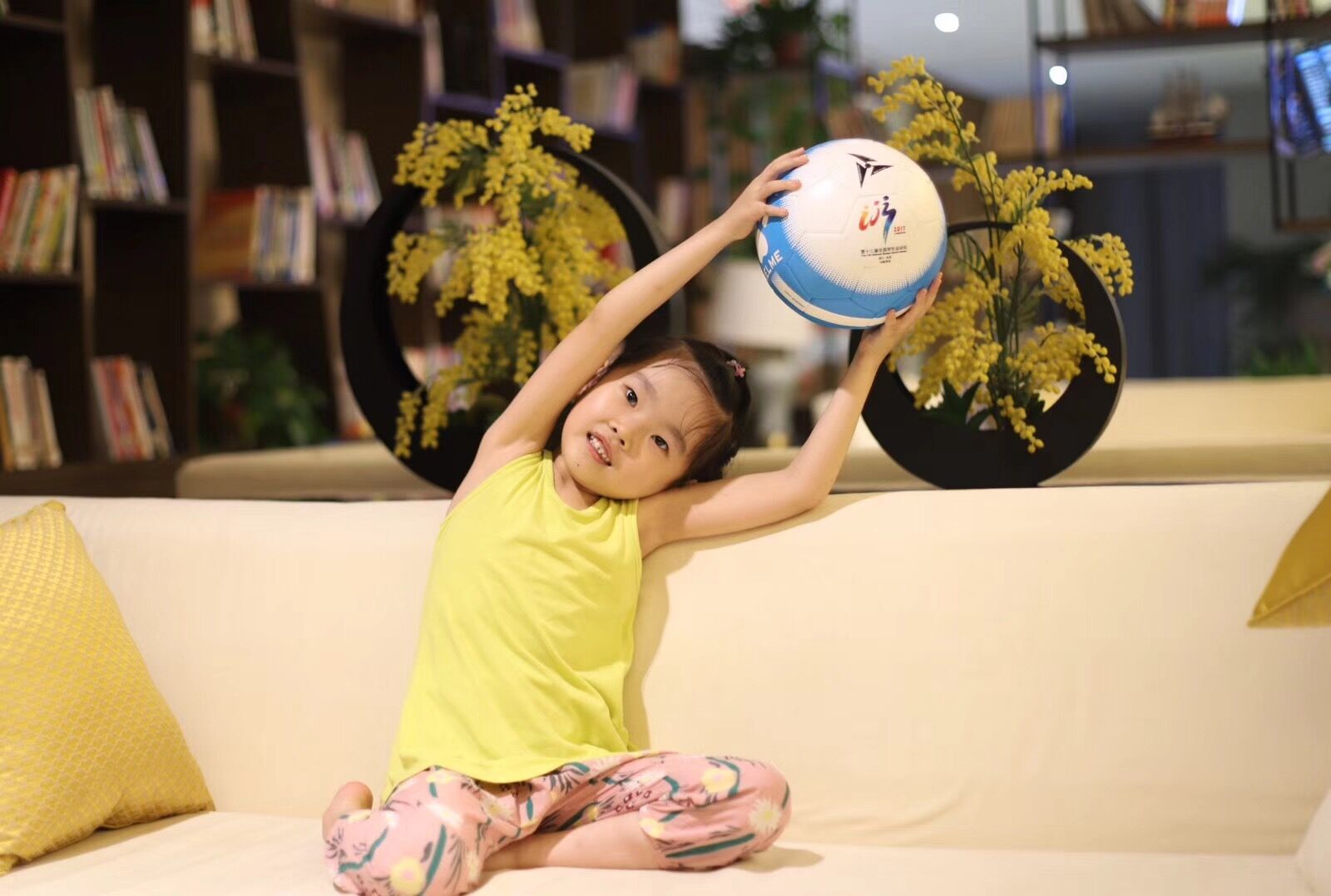 足球宝贝身高体重,足球宝贝年轻时照片