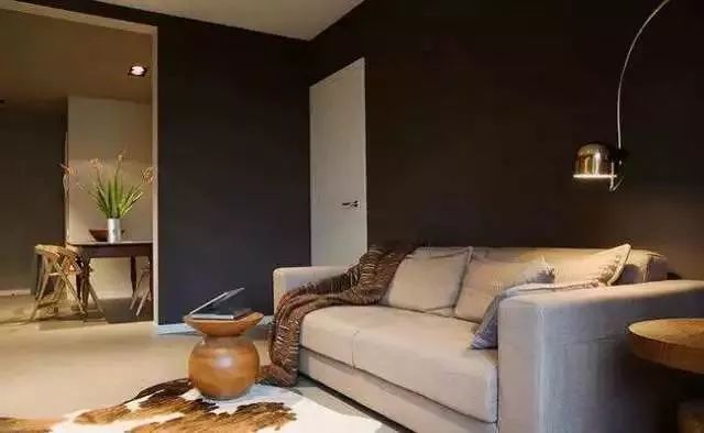 来深圳是个坑,干嘛还往里跳?