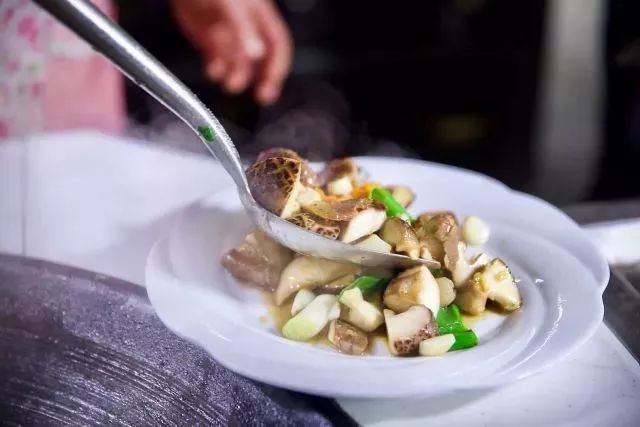 血管清人长寿4种清血降脂食物,常吃什么东西可以清血降脂