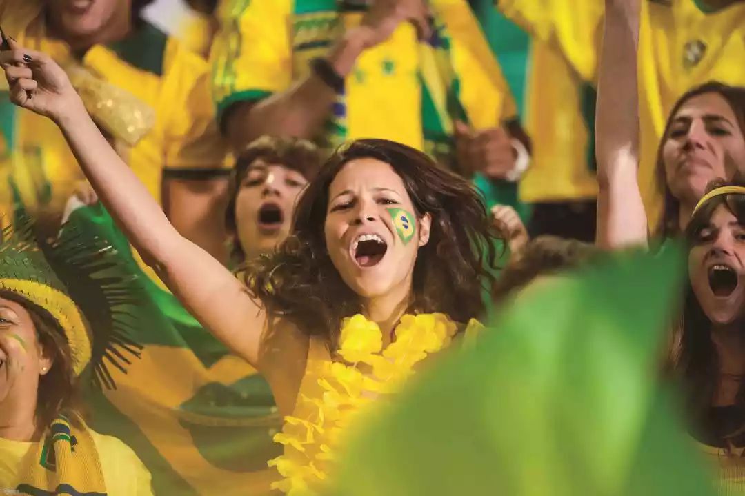 中国男足大吃大喝,中国男足伙食食谱