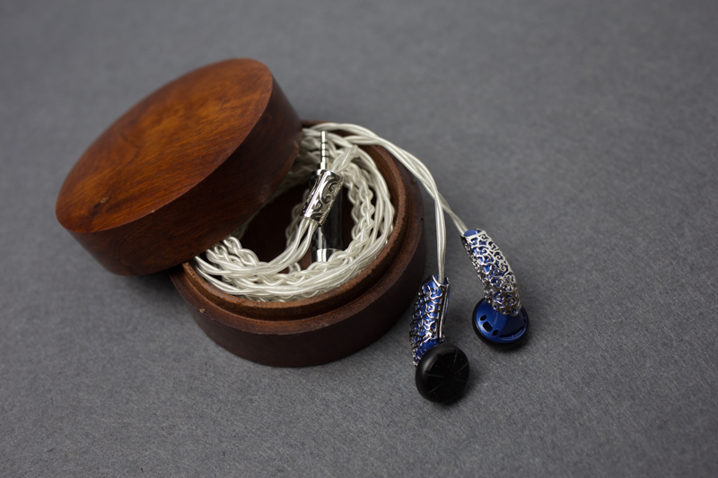 这可能是史上颜值最高的平头塞，全身贵金属，只要1699元！