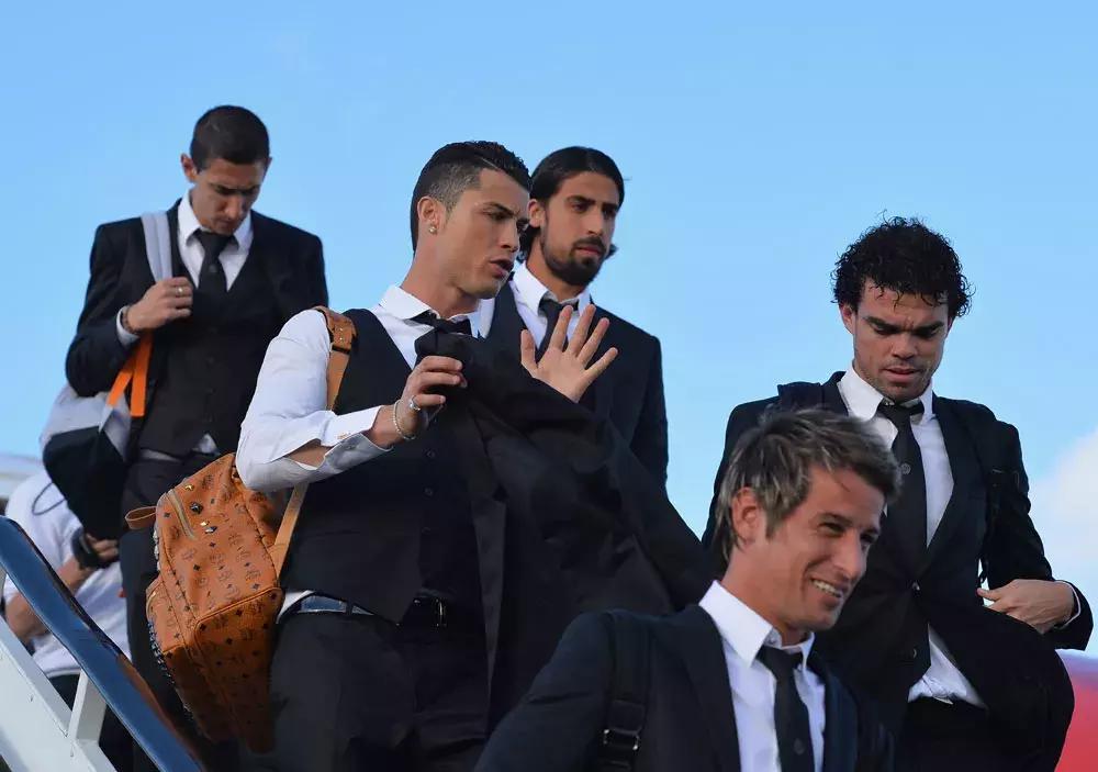 内马尔c罗梅西三人球衣,2018年世界杯c罗梅西内马尔