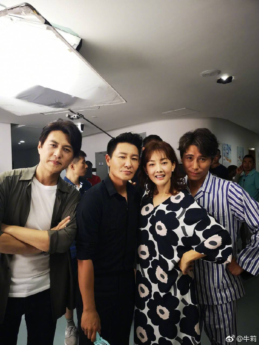 左小青和靳东如果岁月可回头花絮,靳东左小青电视剧如果岁月可回头