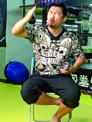 李小龙地位有多高,李小龙的地位