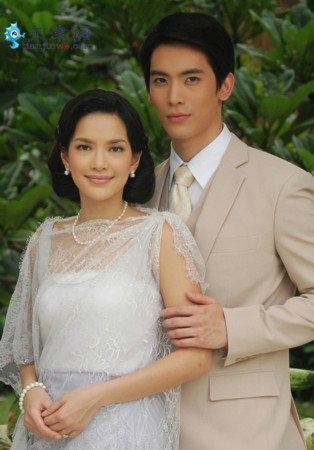 花环夫人的传奇故事,花环夫人两大家族