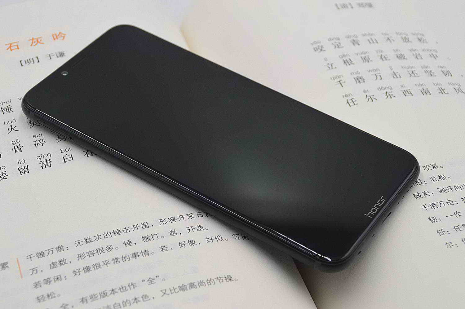 荣耀play5活力版性能评测,荣耀play6tpro性能