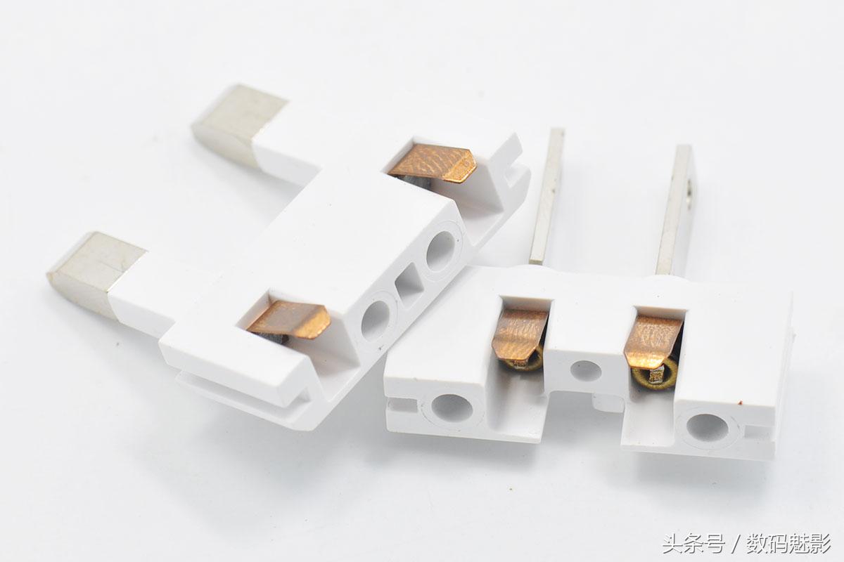 万能多功能插座转换器,电源插座转换器怎么修