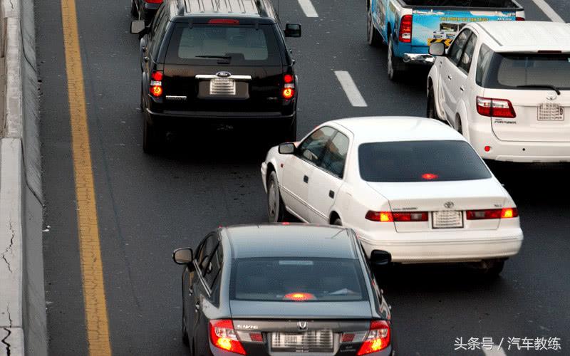 堵车别堵心下一句,城市堵车问题有什么好的解决方案