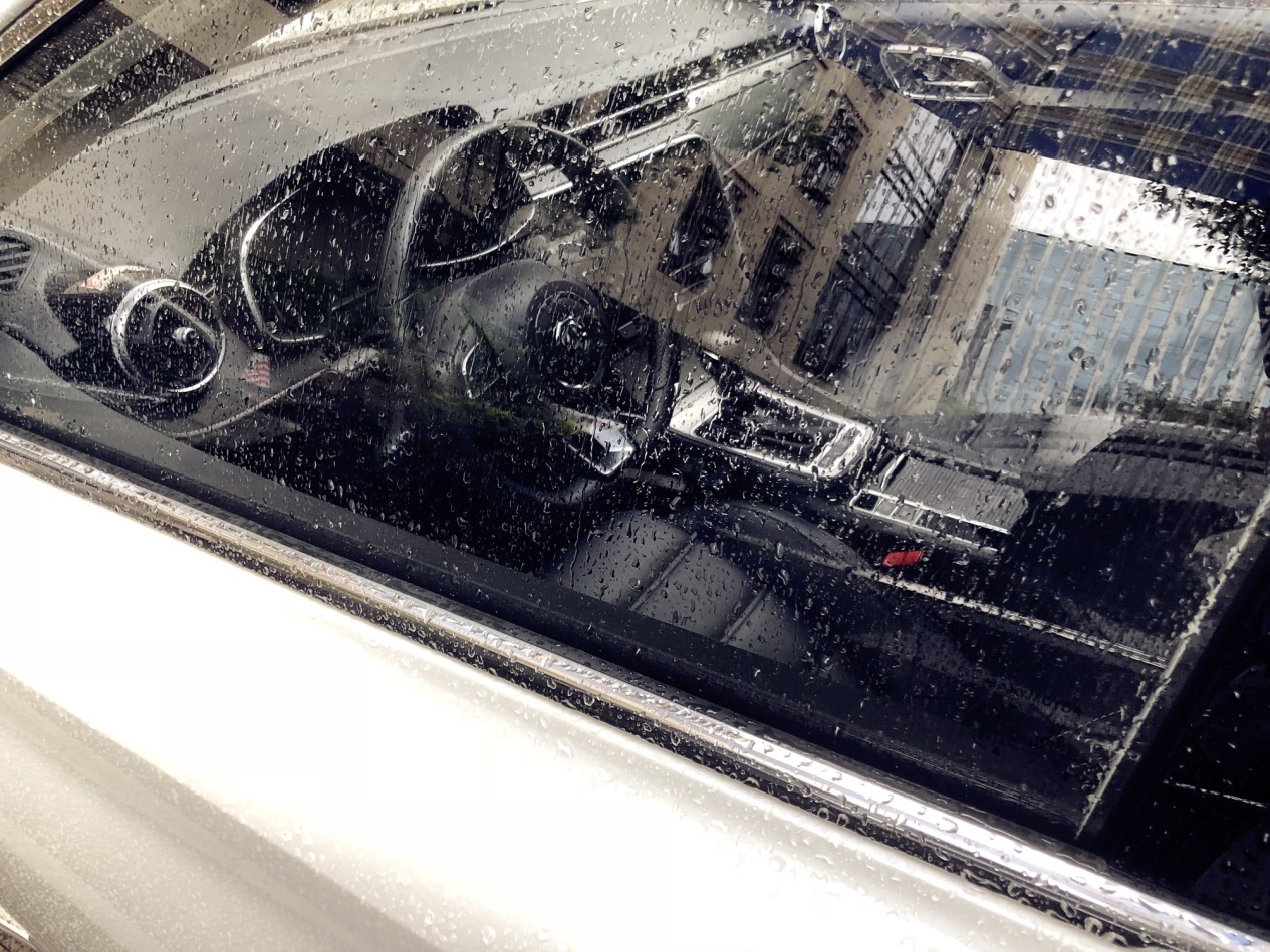 开了两年的名爵3,3万多新款名爵3