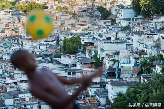 世界杯足球能不能带出体育馆,世界杯为什么建这么多足球场