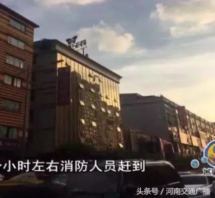 一女子因整容失败,一名女子整容失败