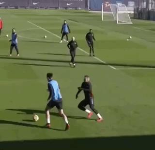 小时候的梅西,梅西小时候进球高光时刻