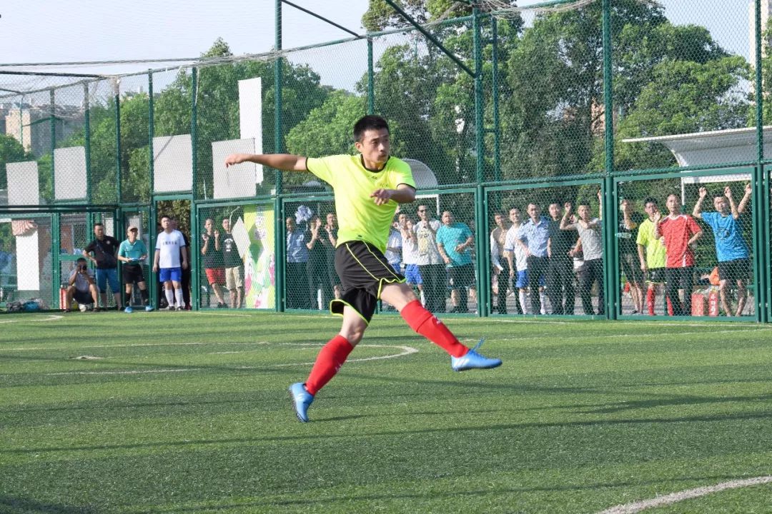 真棒！渝水公安足球队勇夺全市公安机关“庆七一”五人制足球比赛桂冠