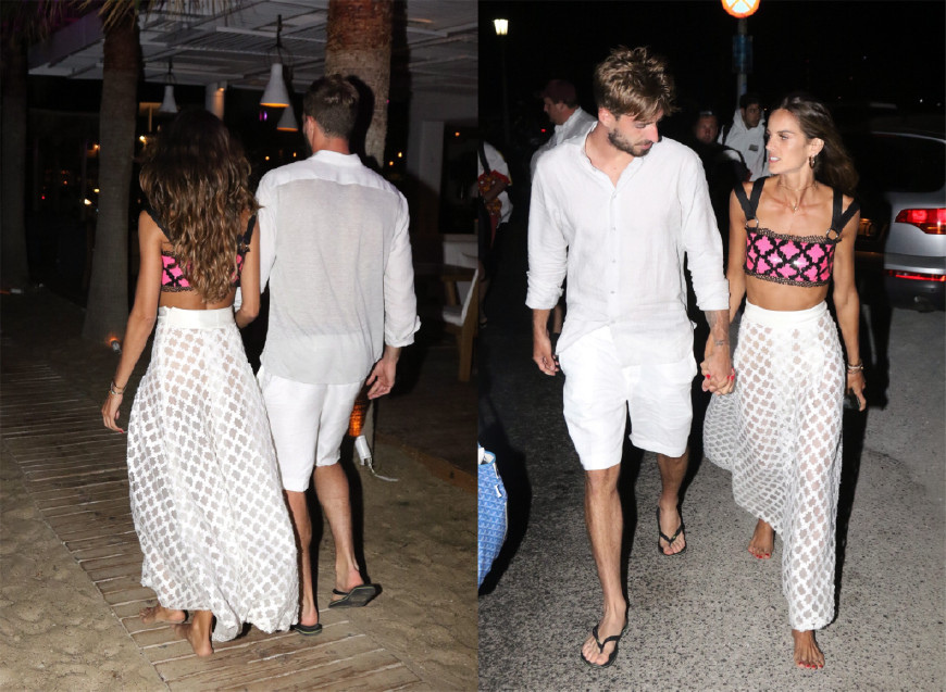 德国门将被淘汰后,日子过得美滋滋,和超模女友演绎度假风情侣装