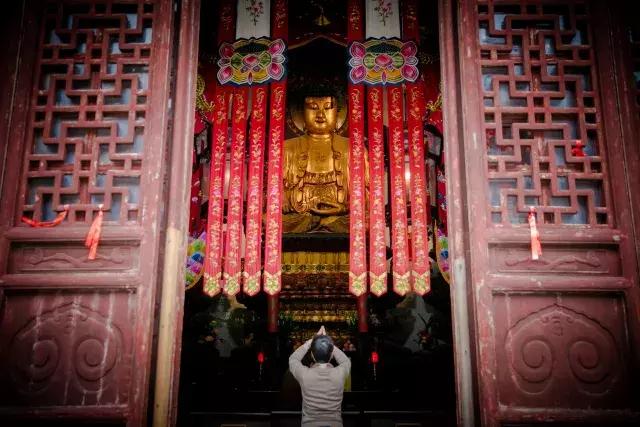 到寺庙没烧香算许愿吗,到了寺庙不拜佛可以吗