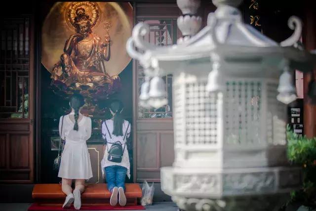 到寺庙没烧香算许愿吗,到了寺庙不拜佛可以吗