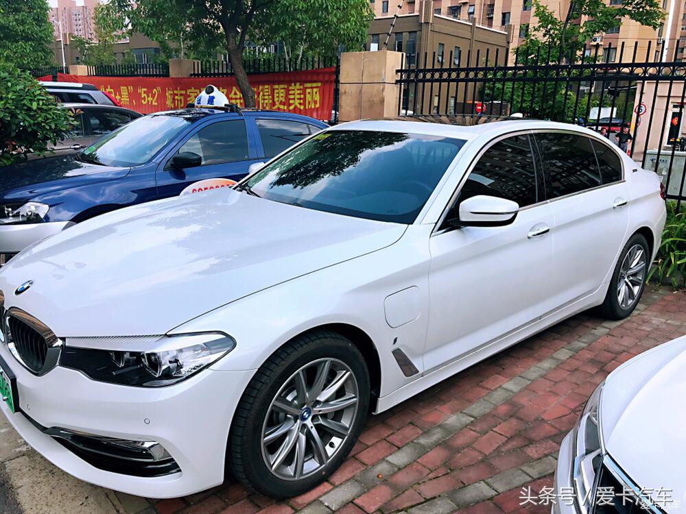 车主喜提宝马5系混动，250块钱开了1200公里，省心省钱！