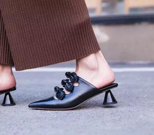 早知道女生版,减龄显脸小的时髦发型甜美感十足