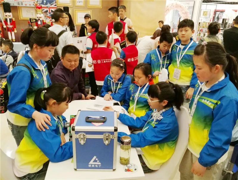 机器人世界杯足球锦标赛,机器人足球赛中国夺冠