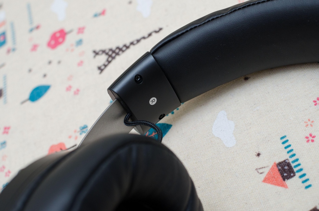 雷柏rapoovh300耳机怎么样,雷柏vh200炫光游戏耳机上手评测