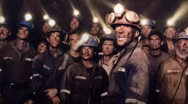 泰国足球队已获救纪录片,泰国足球队被发现时的视频