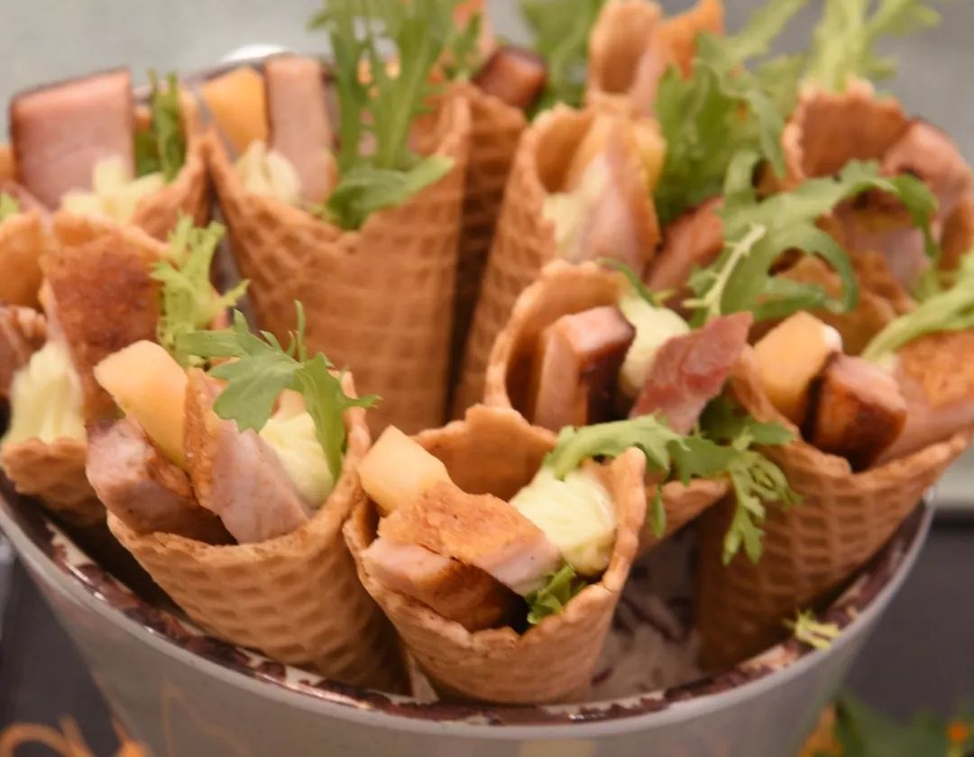 在空调房吃饭还是觉得热？因为还差了这道让你从嘴凉到心的菜