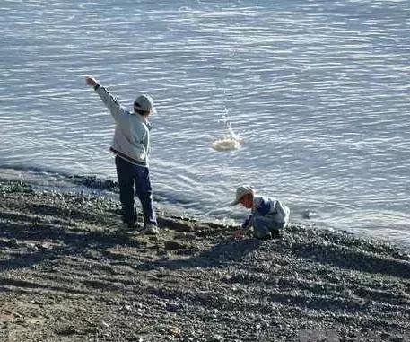 身份证是1970-1989年的注意了!再不看就没有了,很重要