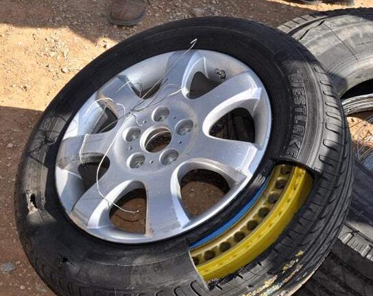 每年夏天爆胎多，爆胎后该如何应对？防爆胎究竟好不好？