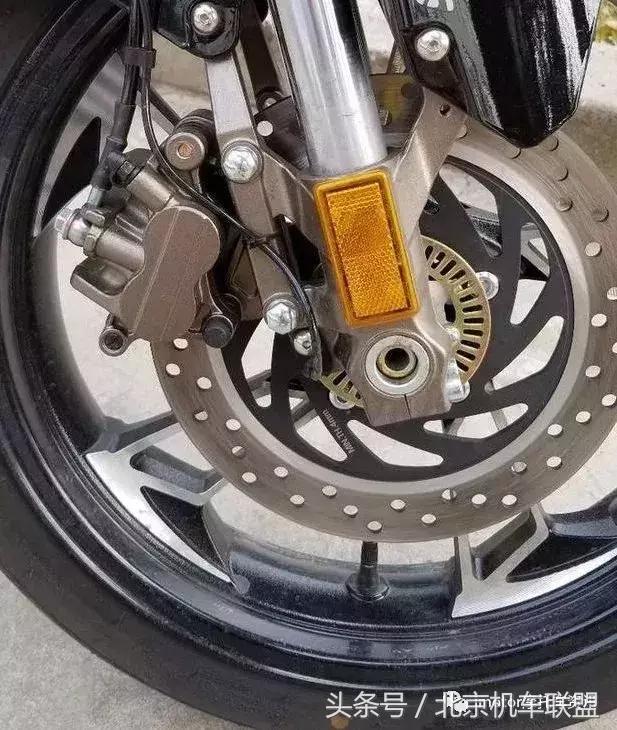 升仕310和宝马310对比哪个好,摩友对升仕350r的看法