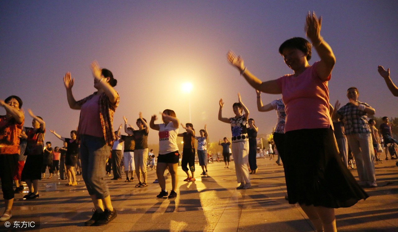 跑步怎么样保护膝盖软骨,跑步膝盖受伤害怎么恢复