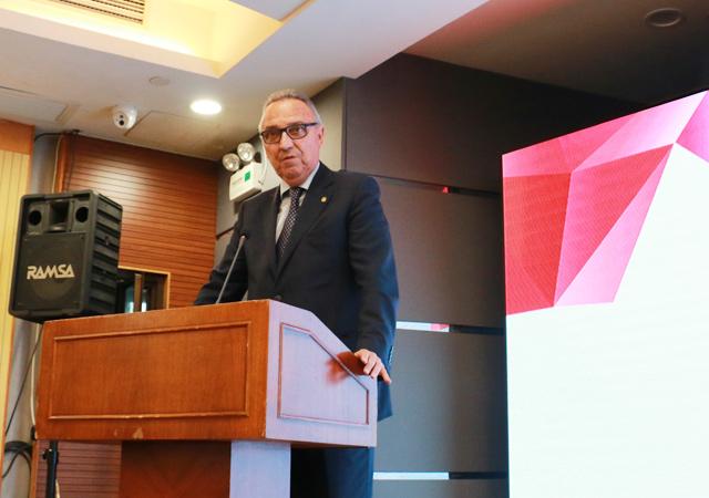 专访巴萨前主席GASPART，未来将把HUSAFÉNIX酒店和足球融合