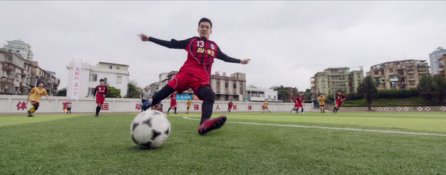 《西虹市首富》预告片*辱侮**AC米兰？你还记得《唐探2》和梅西么