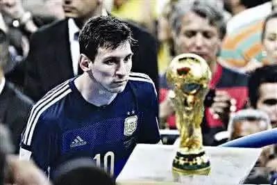 世界杯奖给谁,世界杯年的金球奖