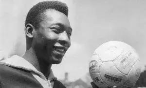 一人进3球,一人单场进五个球