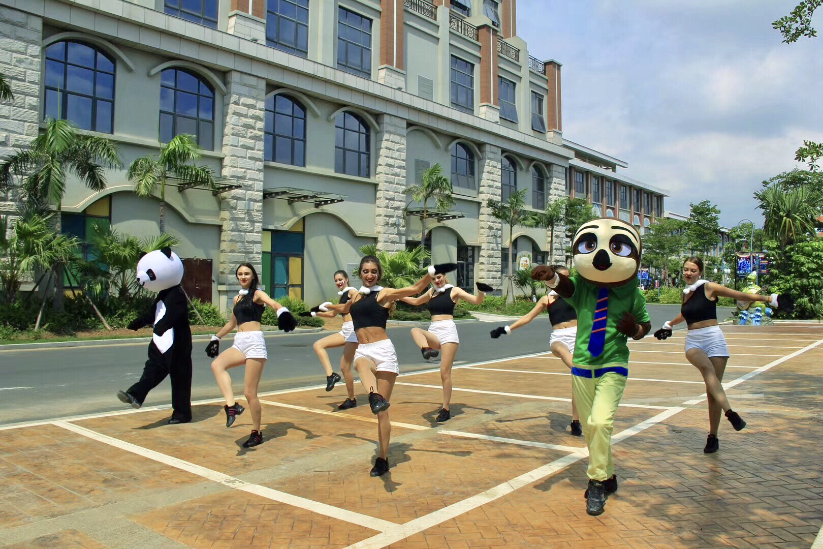 厦门灵玲国际马戏熊猫馆,厦门市灵玲国际马戏城