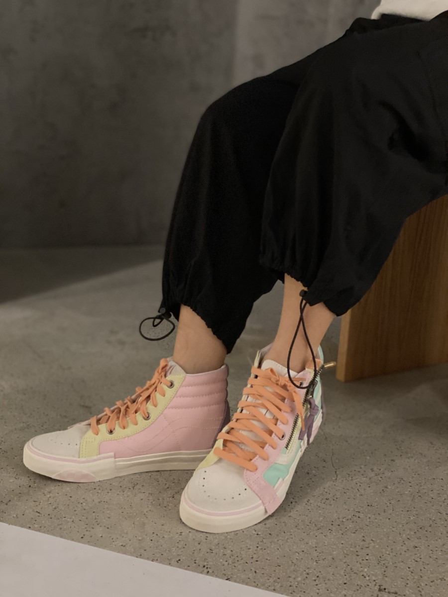 vans绉嬭鏂版,vans绉嬪涓府绌挎惌