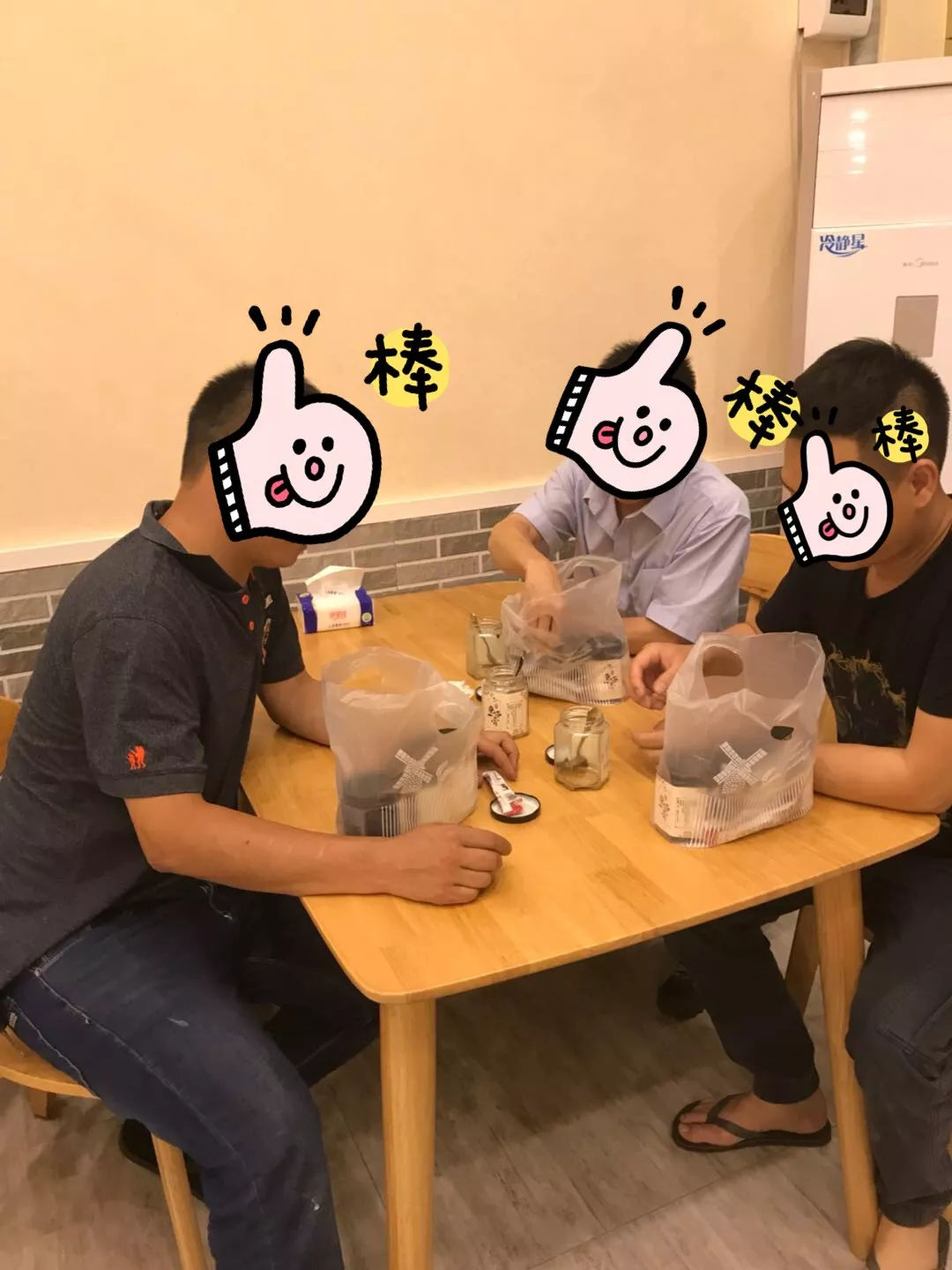 一周只卖3天网红龟苓膏，熬夜睇波食一盅即刻下火