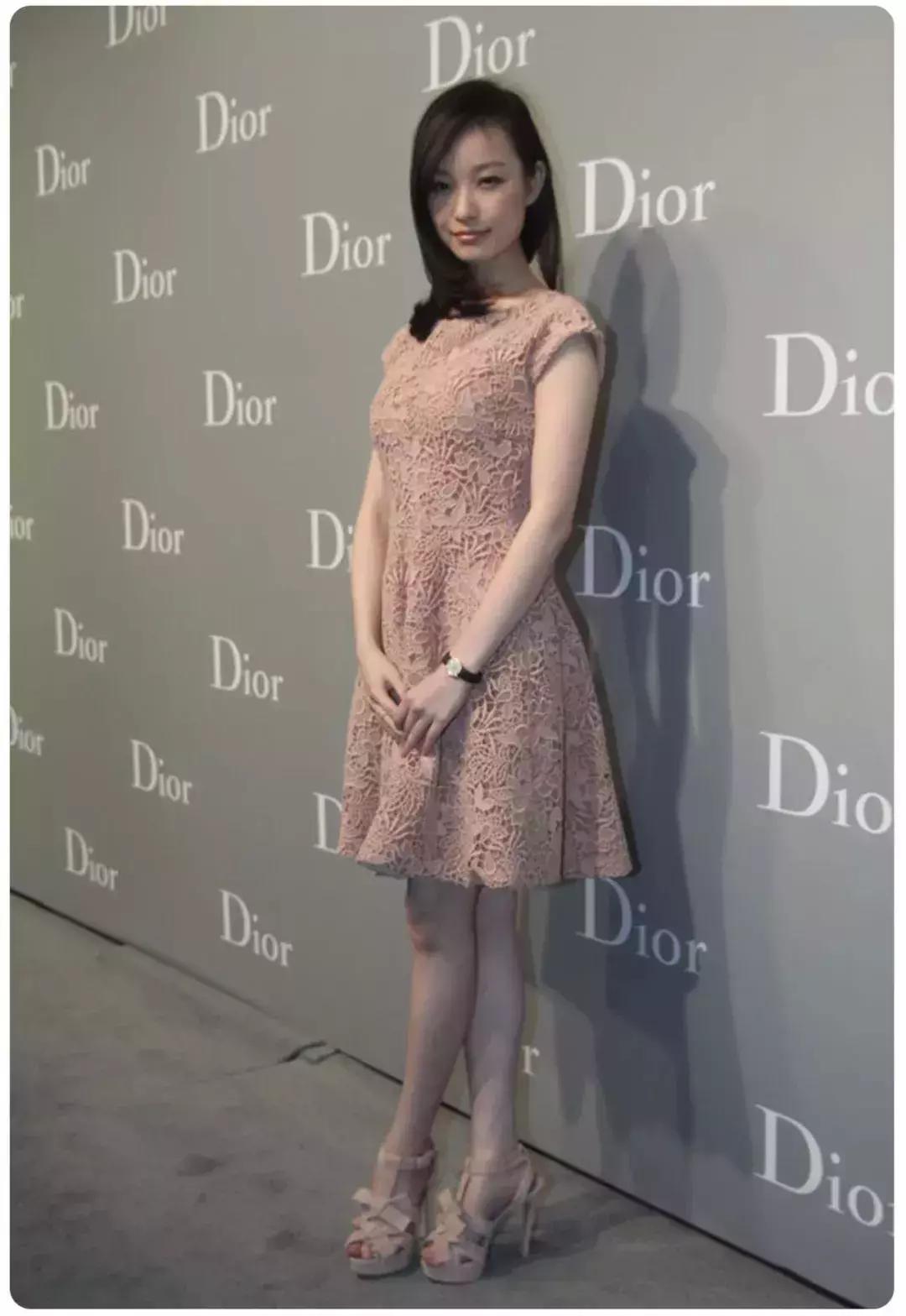 为什么你穿长裙不好看,连衣裙要怎么穿才好看