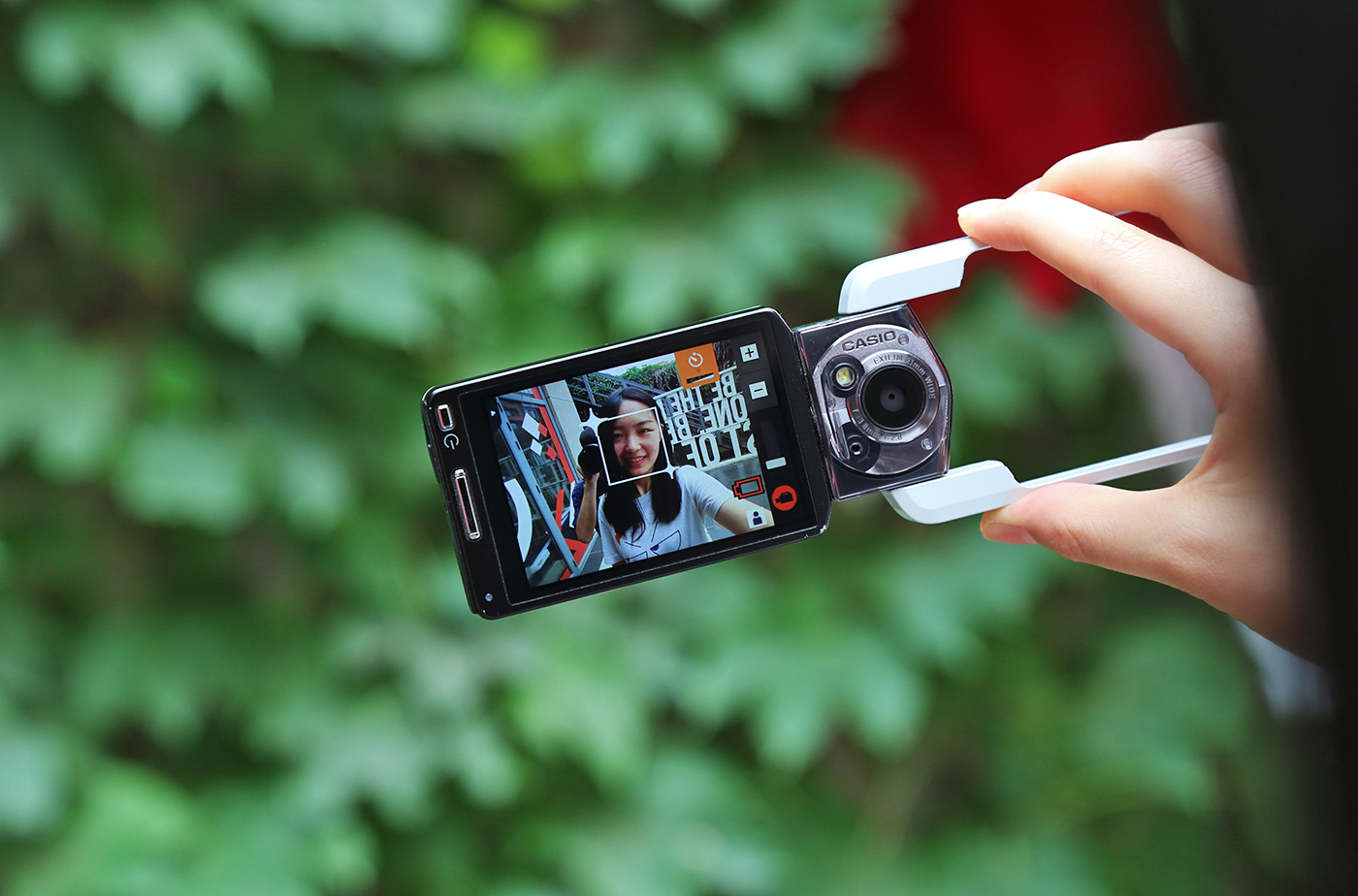 曾经的自拍神器,当年超级火的自拍神器