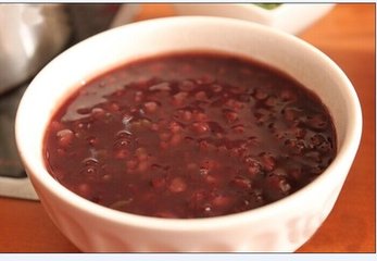 红米怎么做好吃有什么营养价值,100克红米的营养表