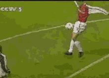 内马尔经典进球挑球过人展现天赋,内马尔的绝招