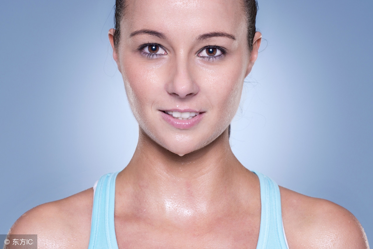 手臂上有小白斑是什么病,手臂上起斑是什么原因