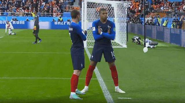 世界杯法国10号姆巴佩黄牌,世界杯决赛姆巴佩遗憾