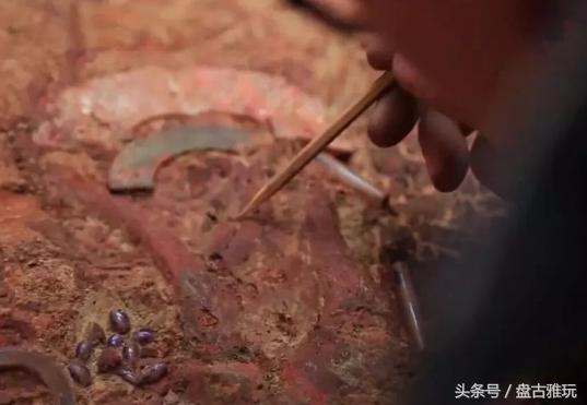 玉沁怎么断代,古玉沁色熟了怎么办