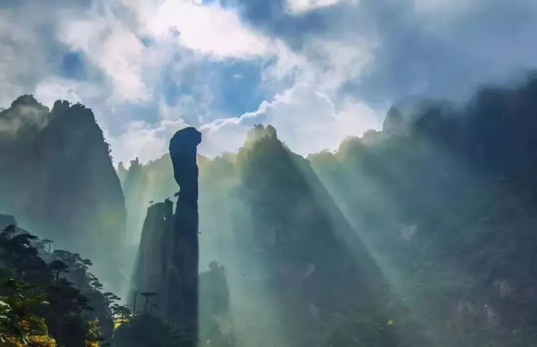 三清一绝“巨蟒出山”的文化底蕴与民族尊严