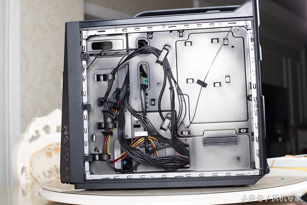 流畅吃鸡笔记本电脑配置推荐,联想游戏台式机刃9000