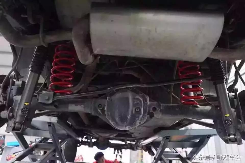更换kyb避震驾驶效果,原厂避震和kyb避震谁比较好